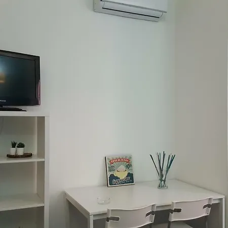 Danicolas Cairoli *